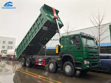 Howo 8x4 12 roule le camion à benne basculante résistant 50 tonnes de sable et chargement en pierre