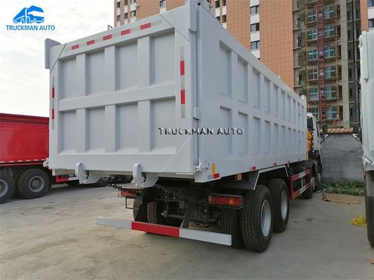50 tonnes de 23.5m3 Sinotruk de camion à benne basculante avec la grue
