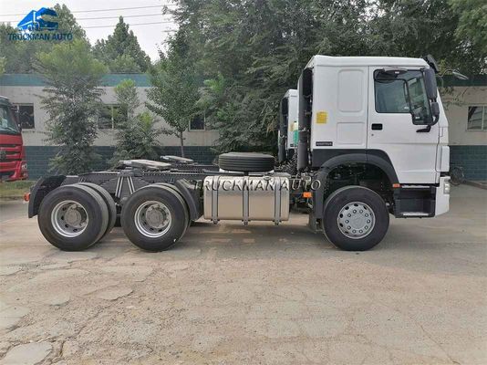 Tête de camion de remorque de SINOTRUK HOWO 371HP avec le pneu 315/80R22.5