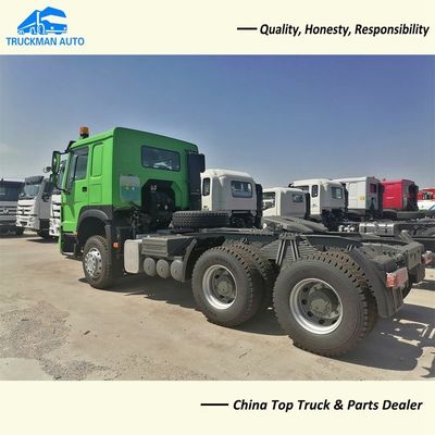 Roue 10 70 tonnes de SINOTRUK HOWO 371HP de camion de moteur pour le transport de conteneur