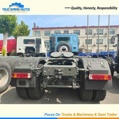 Classique style SINOTRUK HOWO 6X4 430HP camion tracteur pour la Guinée