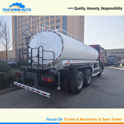 Camion arroseur SINOTRUK HOWO fiable 6X4 20 000 litres pour la Tanzanie